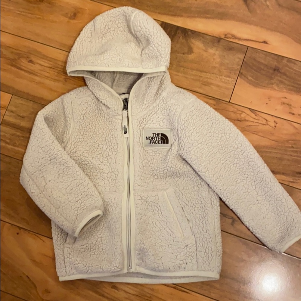 The North Face warm fuzzy coat~sz 3T
